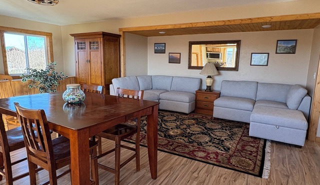 Glacier View Loft at Duck Lake