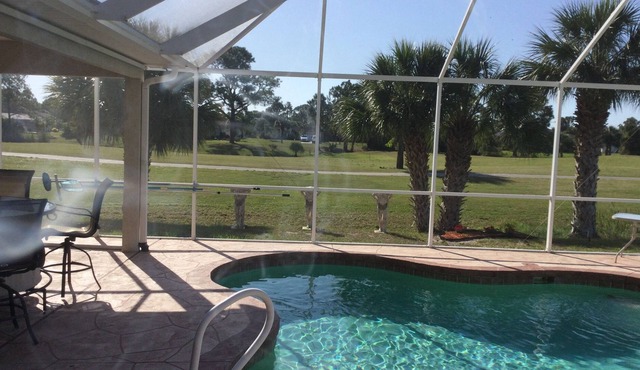 Golf course home - 15 minutes from gulf beaches