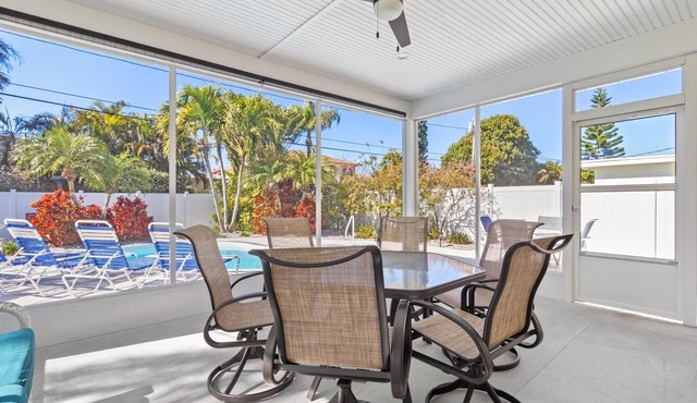 Gorgeous MARGARITAVILLE Pool Home/ClearwaterBeach-Huge discounts 5+ nites August