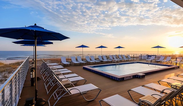 gulf views-private beach club-sleeps 8-kitchen
