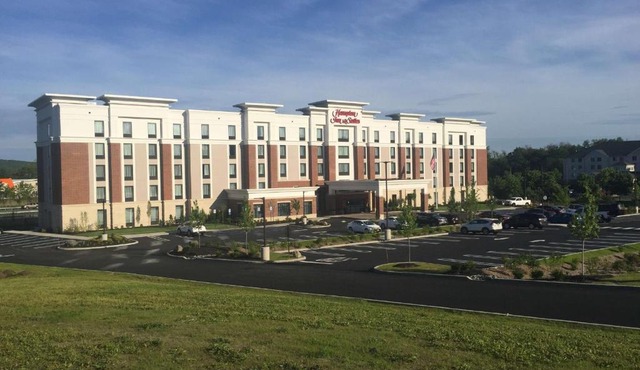 Hampton Inn & Suites Newburgh Stewart Airport, NY