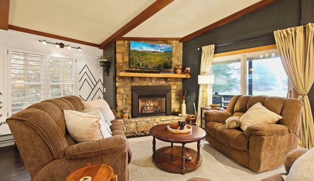 Hibernation Station: Golf Course Retreat