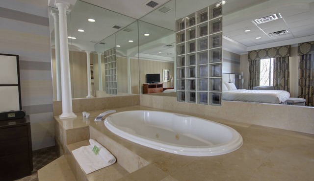 Holiday Inn Plainview-Long Island by IHG in Plainview