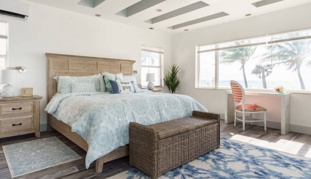 Hollywood *Jewel On Beach House *KING+2/2 Hot*Spot