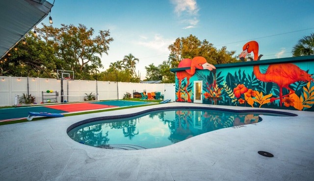 Htd Pool, TikiHut, Pickleball, Golf, 7 mi to AMI