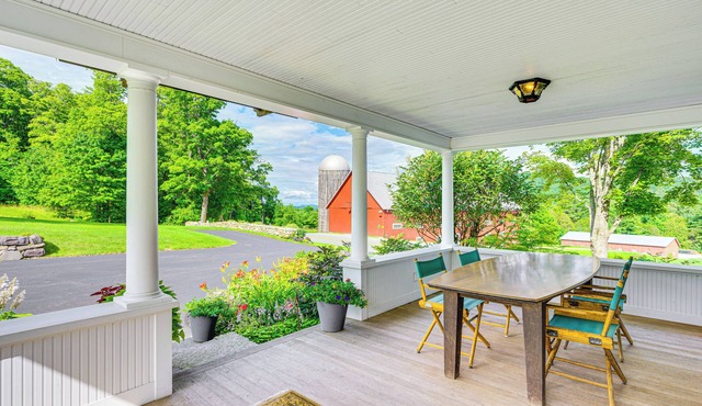 Idyllic Vermont Farmhouse: Mtn Views on 200 Acres!
