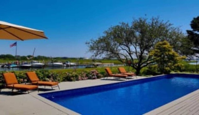 Immaculate 3 BR Ranch Home WestHampton