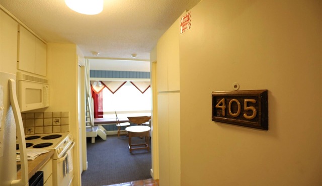 Inns of Waterville Valley with passes to White Mountain Athletic Club (405)