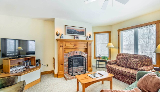 Inviting Ski-in/Ski-out Condo at Jay Peak Resort!