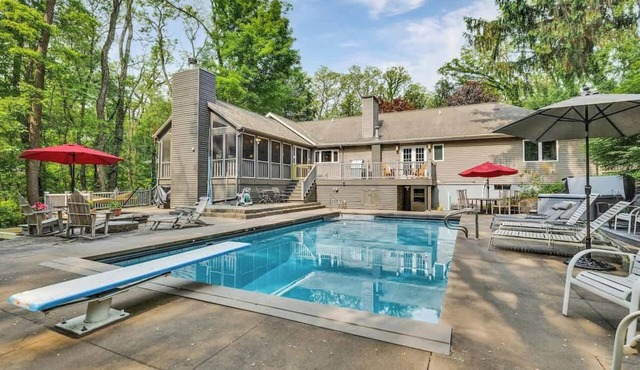 Juniper Presents: Hot Tub Nights, Poolside Days at Hearth & Timber