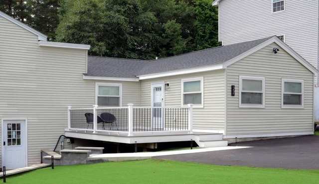 LakeAccess 4 Bed 3 Full Bath HOT TUB