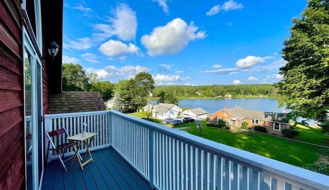 Lakeside Berkshires Home Near Hiking & Skiing!
