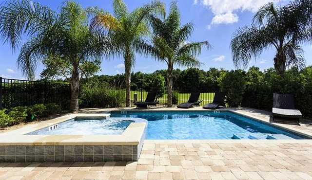 Landmark Luxury - 5 Bdm Villa in Reunion villa