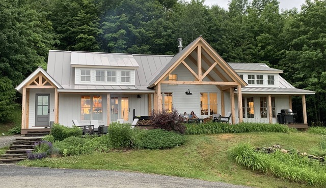 Long Range Mountain Views in West Windsor