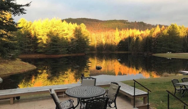 Lux Waterfront Cottage & Guest House