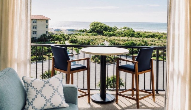 Luxury Direct Oceanview King Villa Steps to Beach Gourmet Kitchen