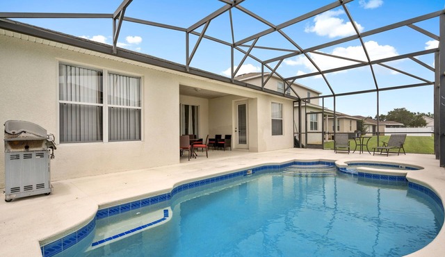 Magical 4BR Disney Retreat, with PVT Pool & Games