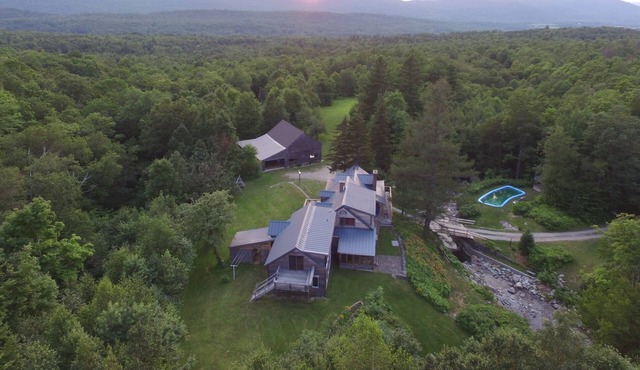 Magical Mountain Hide Away