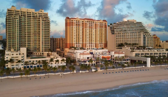 Marriott's BeachPlace Towers (Studio)