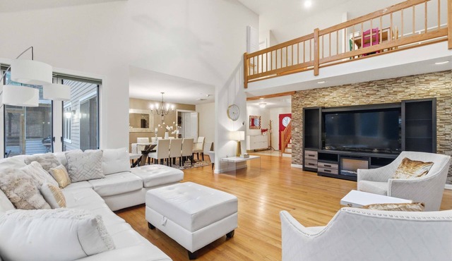 Modern 6BR Home for Large Groups & Families