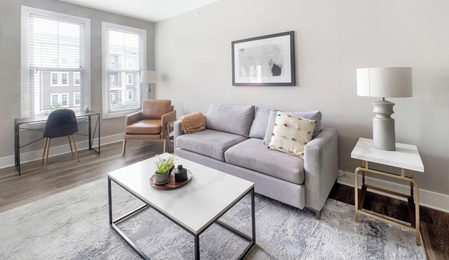 Modern Apartment in Prime Location (ID7126X74)