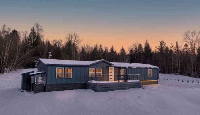 Modern Luxe: Starlink, Heated Floors, EV Charging