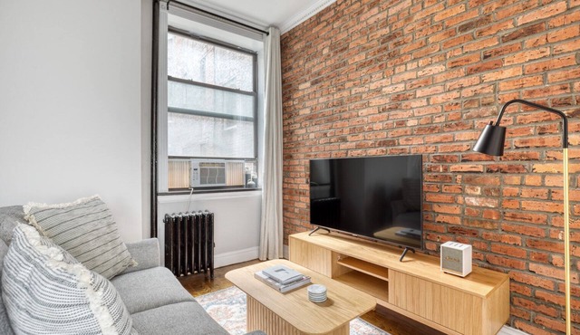 Modern Murray Hill 2BR w/W/D, nr UN, by Blueground
