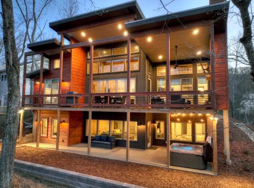 Modern River Retreat NEW Build in 2022