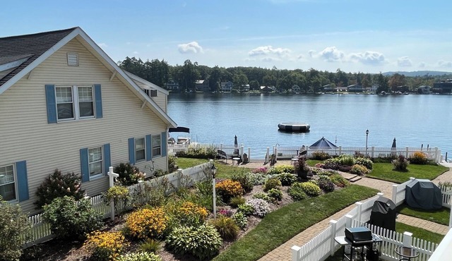 Modern Waterfront Condo with Views and Lake Access