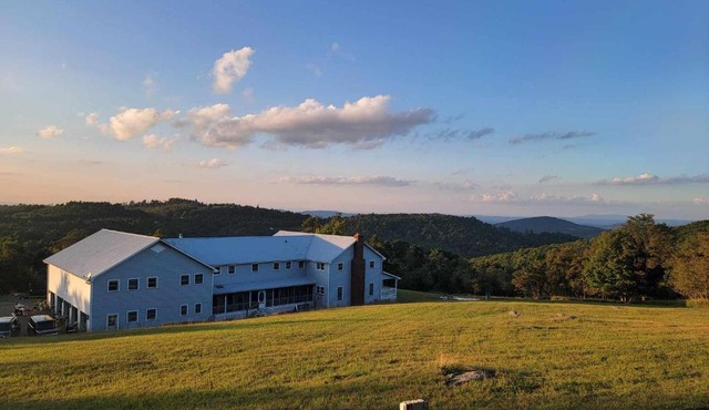 Moonlight Manor Bed & Breakfast