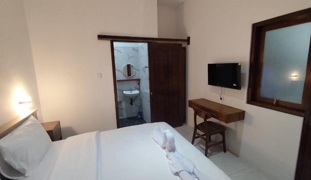 Moonrise Rooms