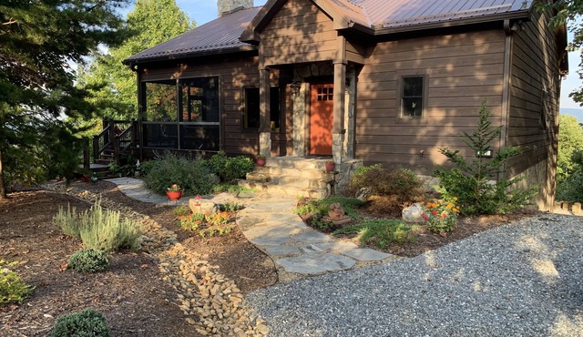 Mountain Cabin With All The Amenities Of A Home