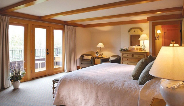 Mountainside Villa at Trapp Family Lodge Resort with Amenities