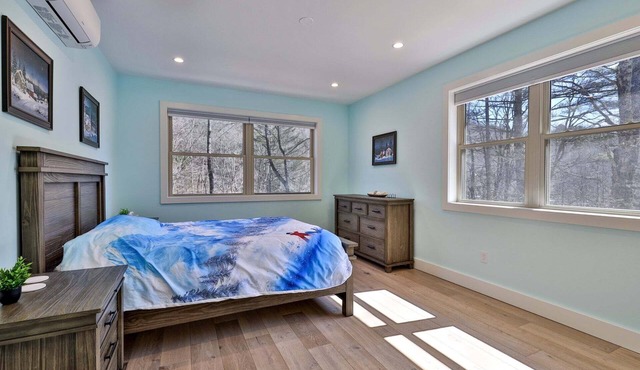 NEW! Smart 3BR Basecamp w/Hot Tub, AC, EV Charger & Flat Parking