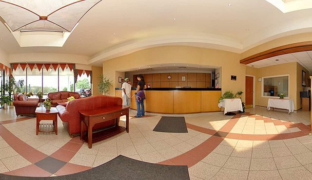 Newburgh Inn