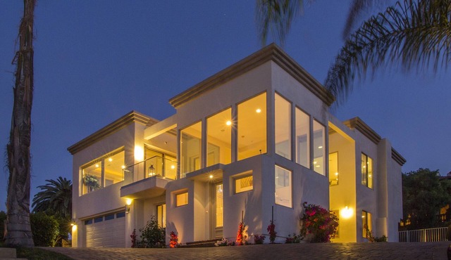 Ocean View Luxury property, walking distance to La Jolla Shores