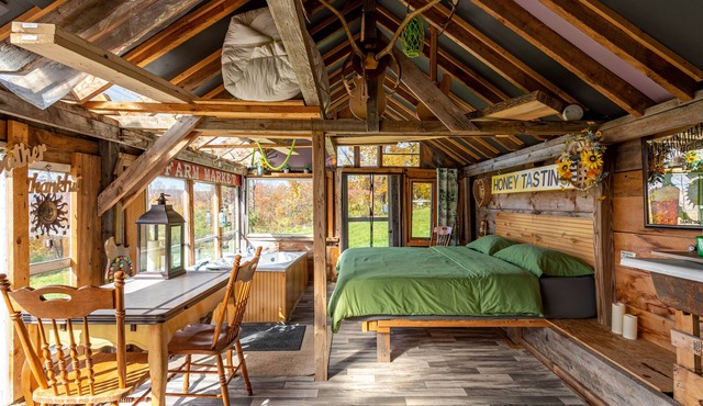 Off-Grid Glass Barn with Mountain View, Tub, Fan & Wi-fi