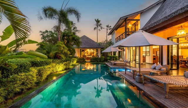 Pererenan Beach Villa | Ricefield Views | 15m Pool