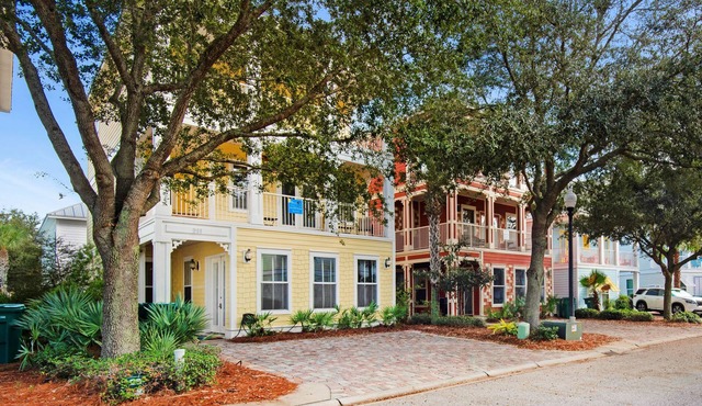 ⭐Pet Friendly⭐Lagoon Pool-Beach Trolley-2 Kings 👑-5BR Here Comes the Sun