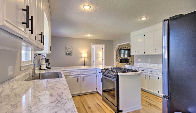 Pet-Friendly Lakefront Retreat w/ Deck & Dock