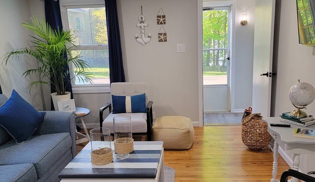 Pet Friendly Vacation Home | Paw Paw Lake