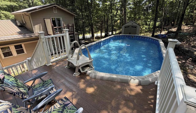 Poconos Hideaway: Lakes & Trails by Promised Land