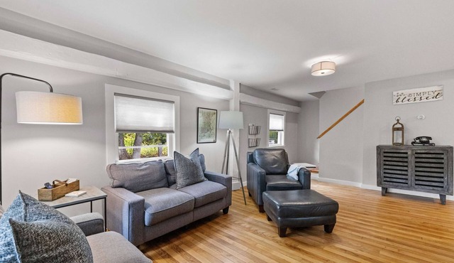 Post & Beam - SHARED 4 Bedroom 1 Bath Home On Pond - Shared 4 Bedrooms Available