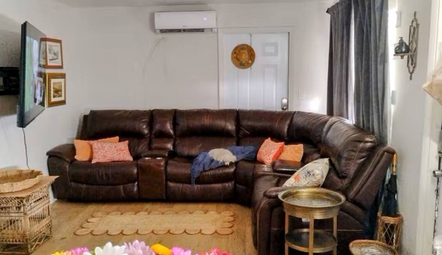 Private Secure BBQ Man Cave near Beach & Casinos