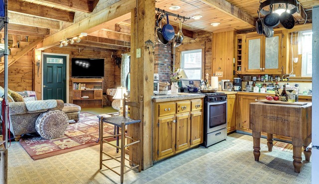Private Yard & Deck: Adirondack Cabin Retreat!