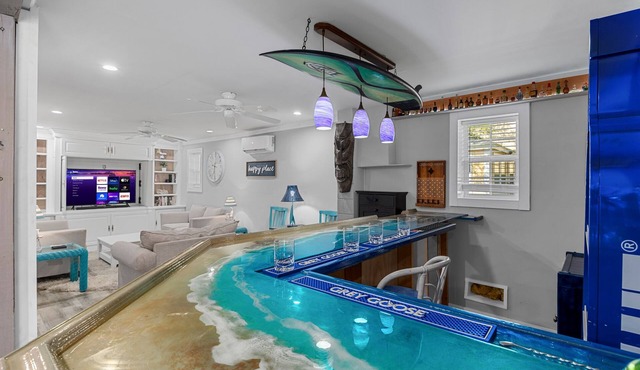 Rare NMB Gem | Perfect for Groups | Great Location | Parking for 5