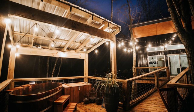 Romantic Treehouse Mountain Views Japanese Ofuro