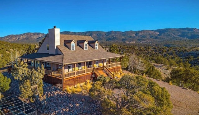 Royal Ranch Summary: