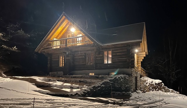 Rustic mountain-view cabin with private deck & fireplaces