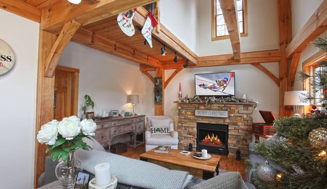 Secluded, Cozy Cabin on 10 Acres of Woods ~16 mi to Slopes & Pet Friendly!